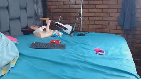 [2026-05-25 10:32] Couple_Gold69 Show (35m)