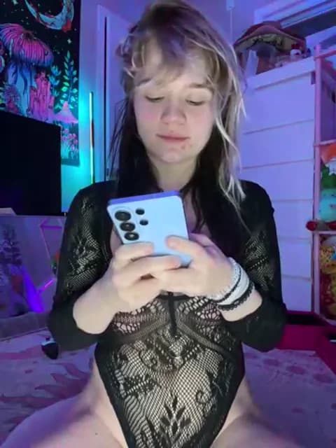 [2026-03-11 05:01] Cutiepiespanks Show (62m)