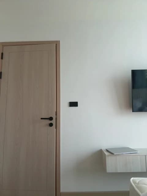 [2026-04-26 10:56] Girl-Mia Show (107m)