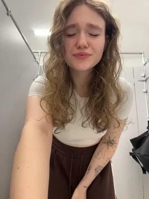 [2026-04-18 04:04] RussianWoman Show (34m)