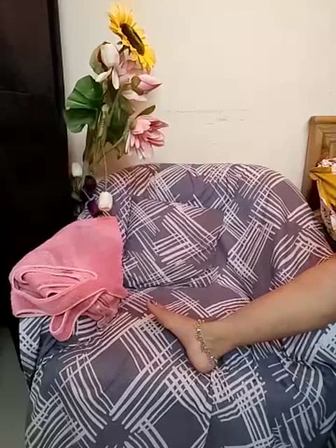 [2026-03-19 09:52] kaamuk_shweta Show (37m)