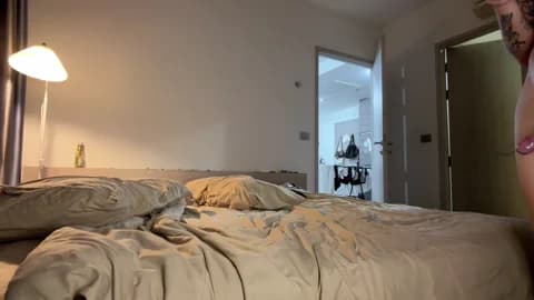 [2026-03-24 18:52] roshelle_xxx Show (42m)